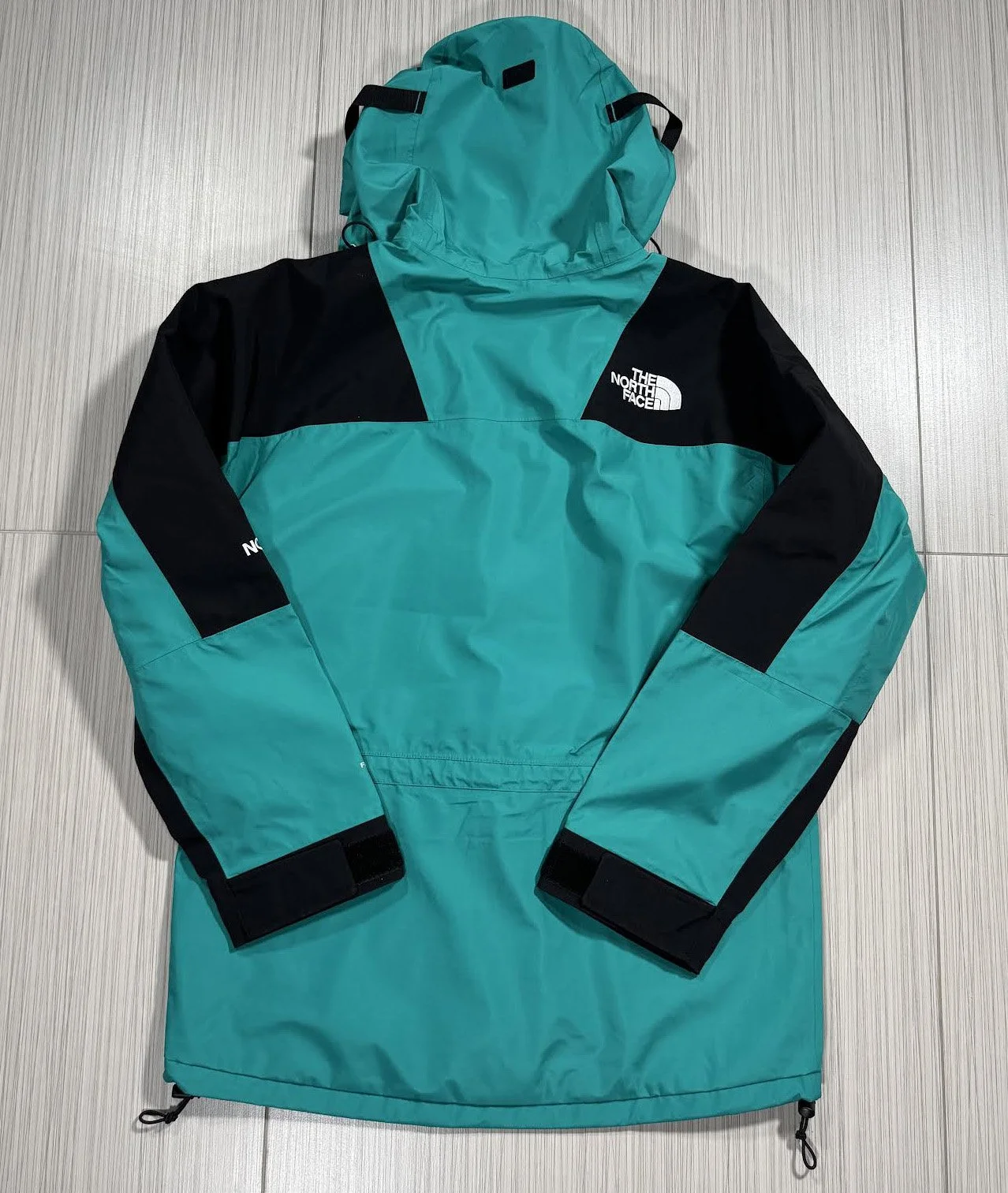 The North Face '94 Jaiden Green Futurelight Mountain Jacket (Size